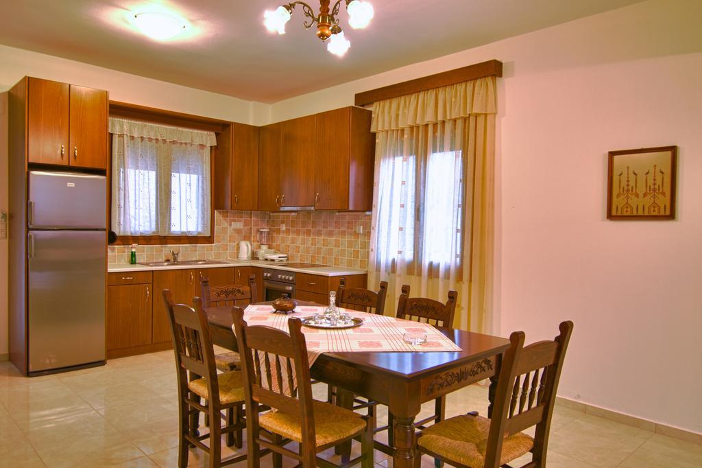 Aposeti Villas Petrochori  Ruang foto